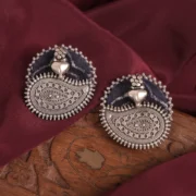 Floral Fan Engraved Pearl Fusion Earrings